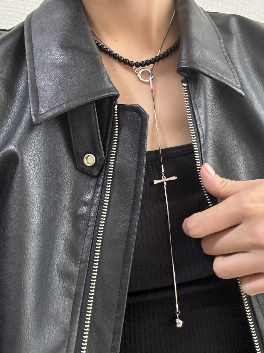 ノットデザインメタルY字ネックレス