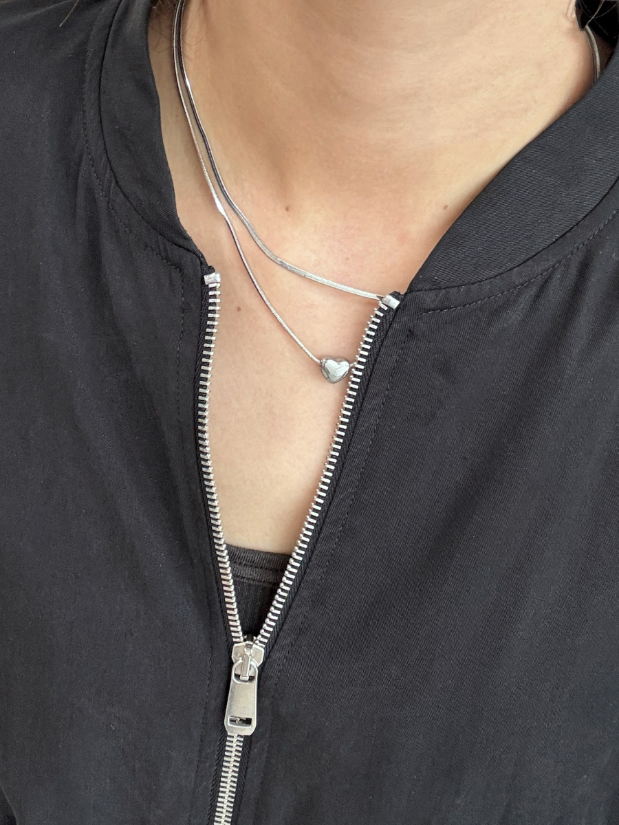 ハートモチーフ 2連スネークチェーンネックレス