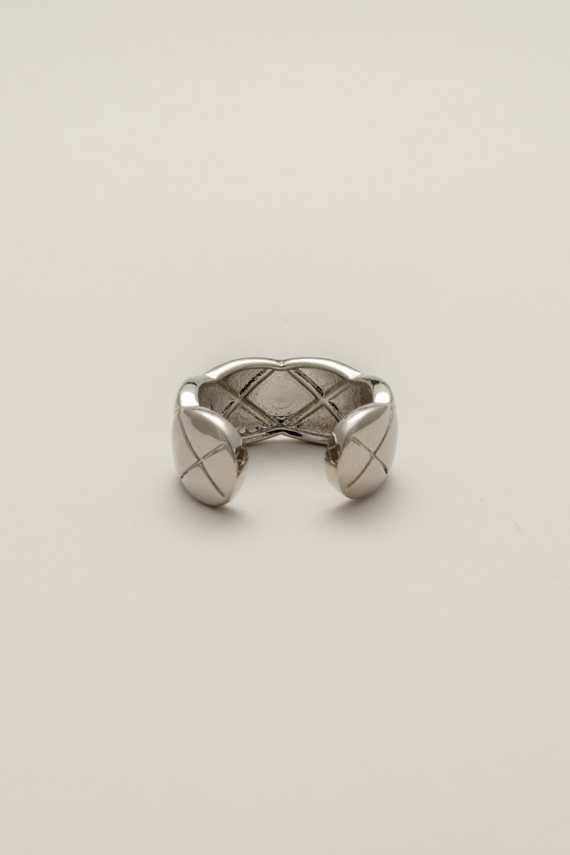 キルティングパターンメタルリング