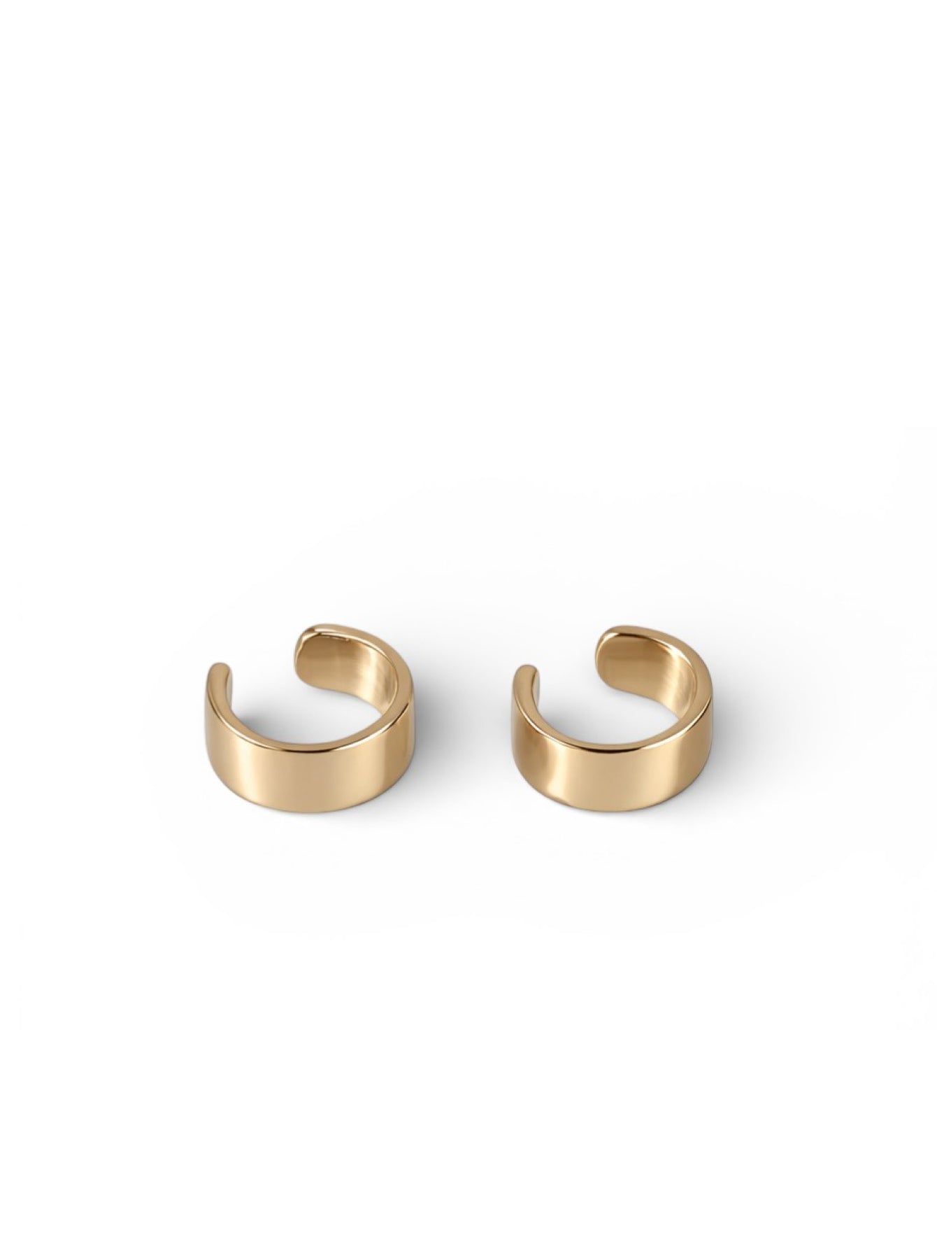 Minimal U-line ear cuff