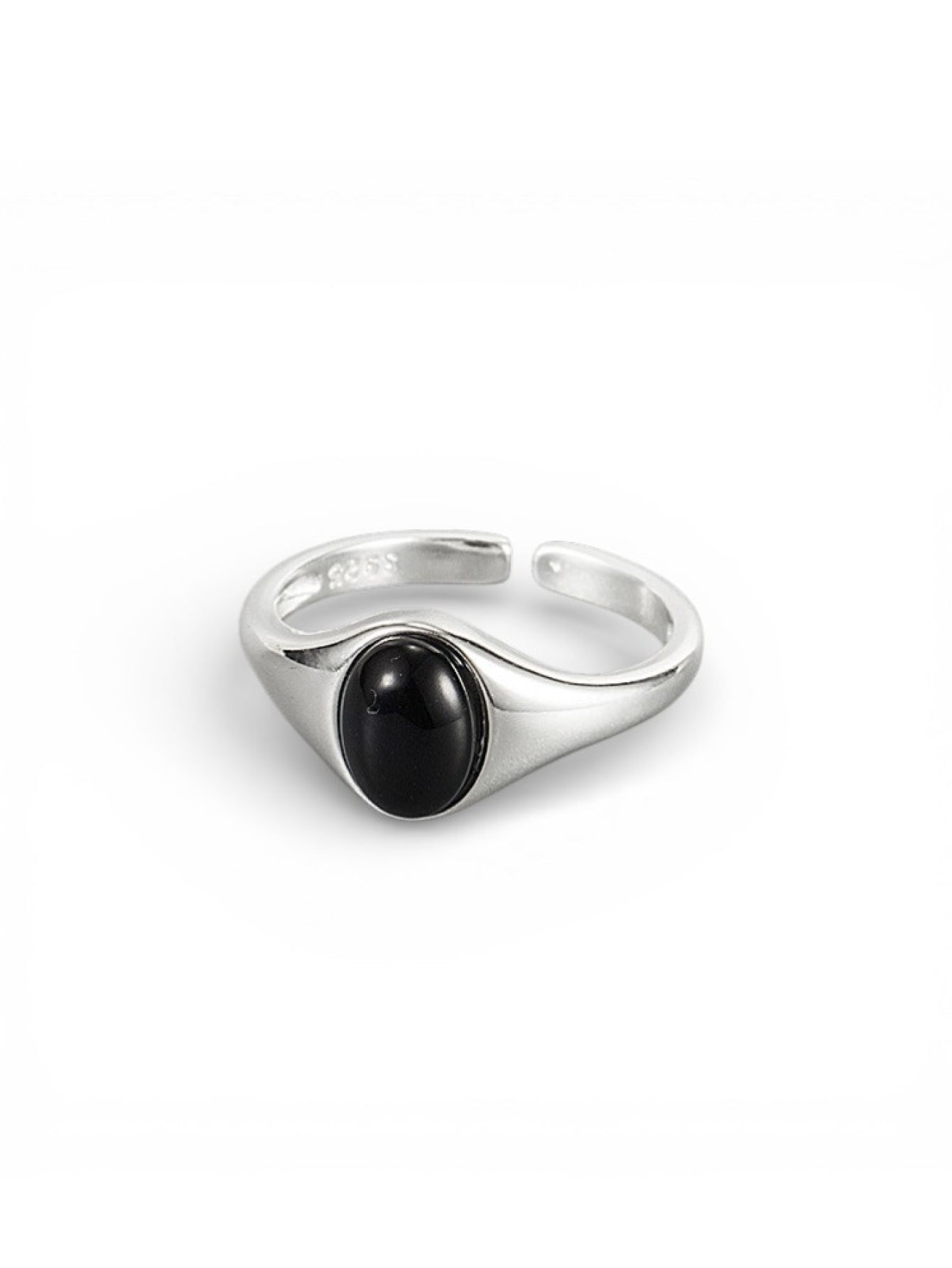 Shadow Oval Ring