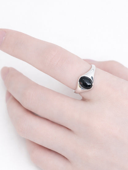 Shadow Oval Ring