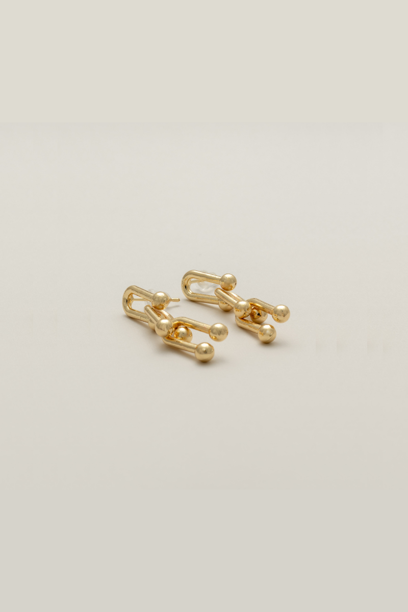 ショートメタルリンクピアス