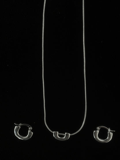 U Shape pierce