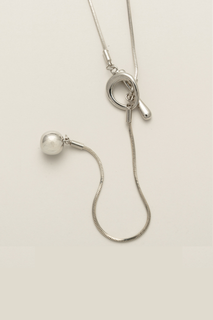 ノットデザインメタルY字ネックレス