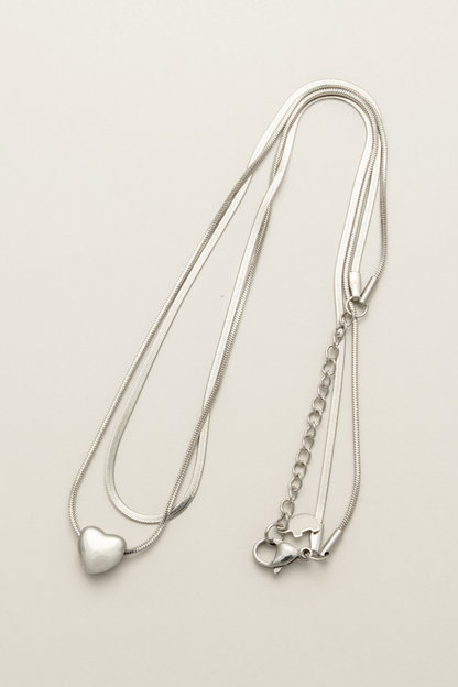 ハートモチーフ 2連スネークチェーンネックレス