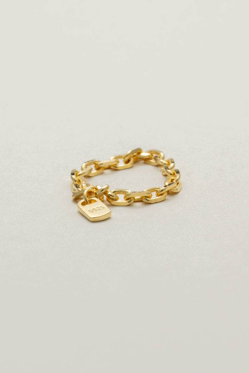 チェーンツイストリング