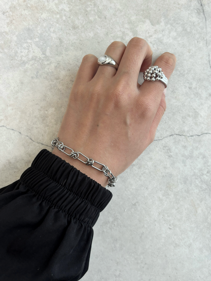 ツイストチェーンブレスレット