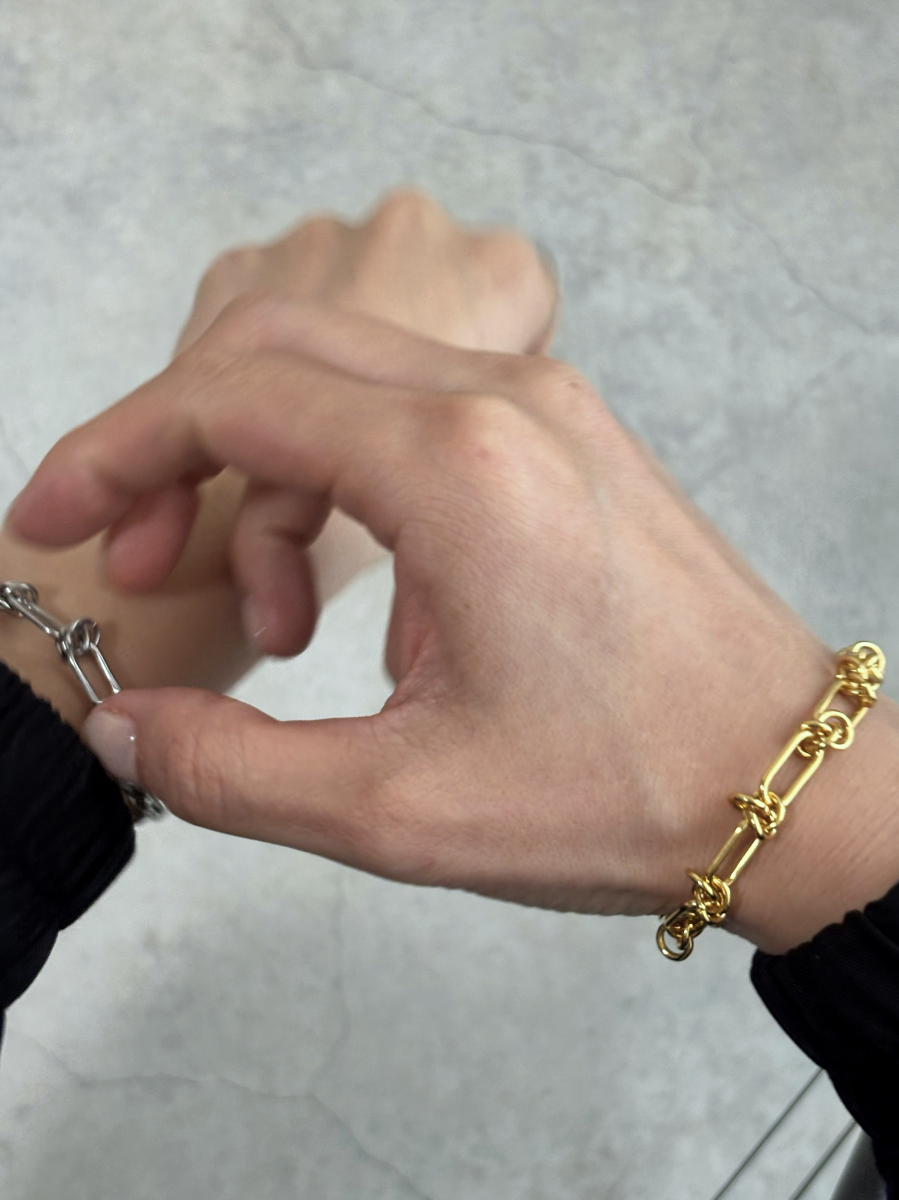 ツイストチェーンブレスレット