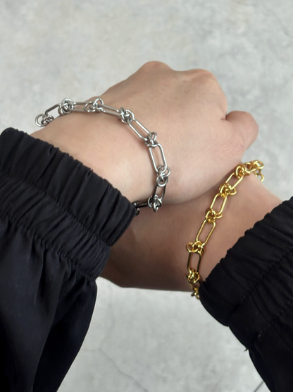 ツイストチェーンブレスレット