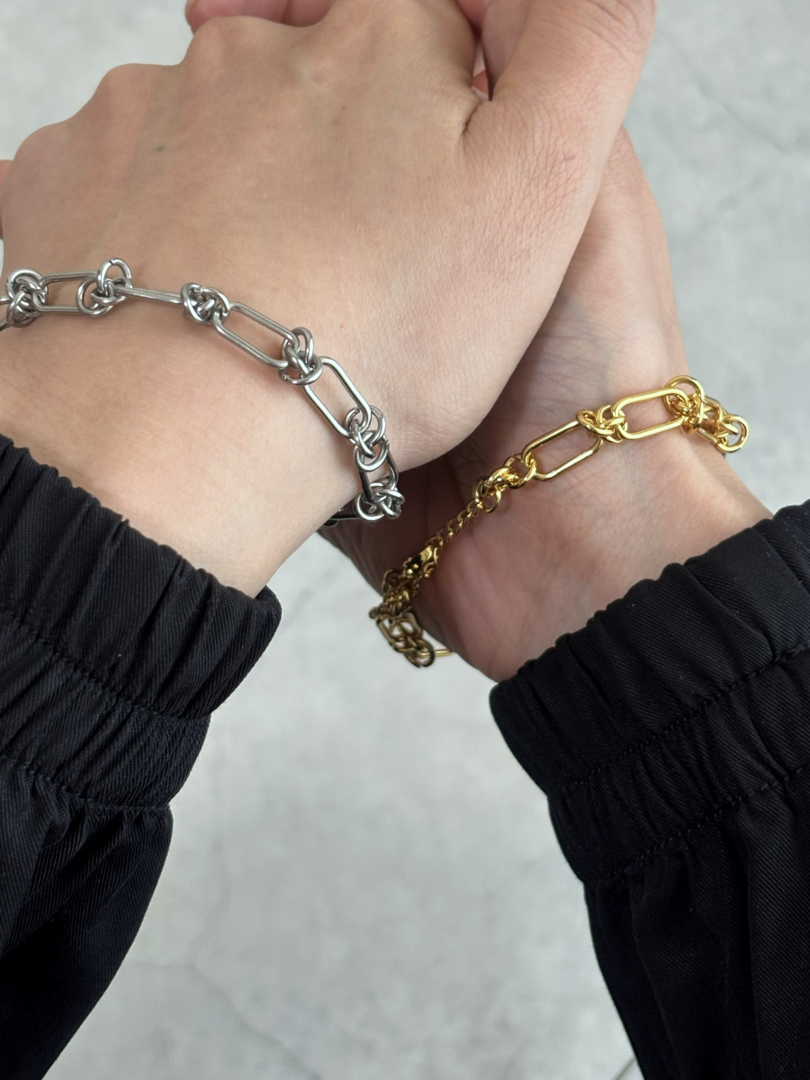 ツイストチェーンブレスレット
